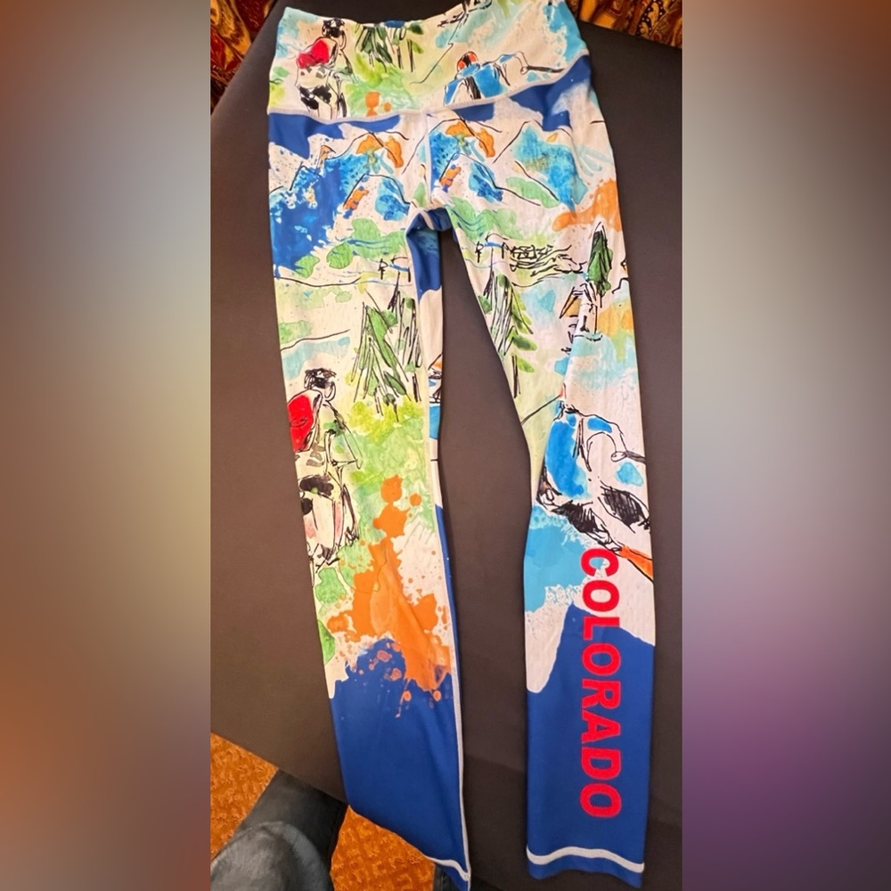 Colorado atheletic leggings. Fun colors Get your State on!